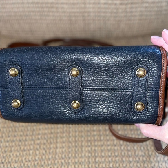 Dooney and Bourke Handbag - Picture 8 of 9